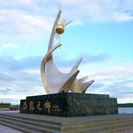 伊春市国内旅游人数(万人)